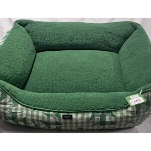 Kate Spade Green Daisy Gingham Dog Bed Plush Cozy Pet Bed 28x22x10‎